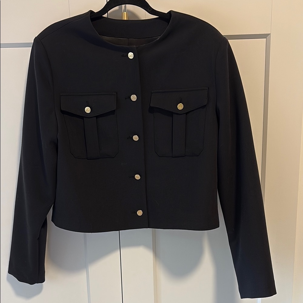 Cropped Abercrombie Blazer